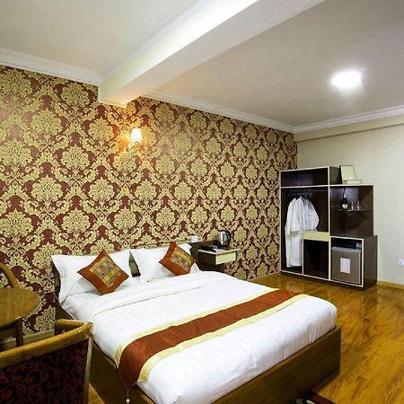 Thiha Bala Hotel Pyin Oo Lwin Luaran gambar