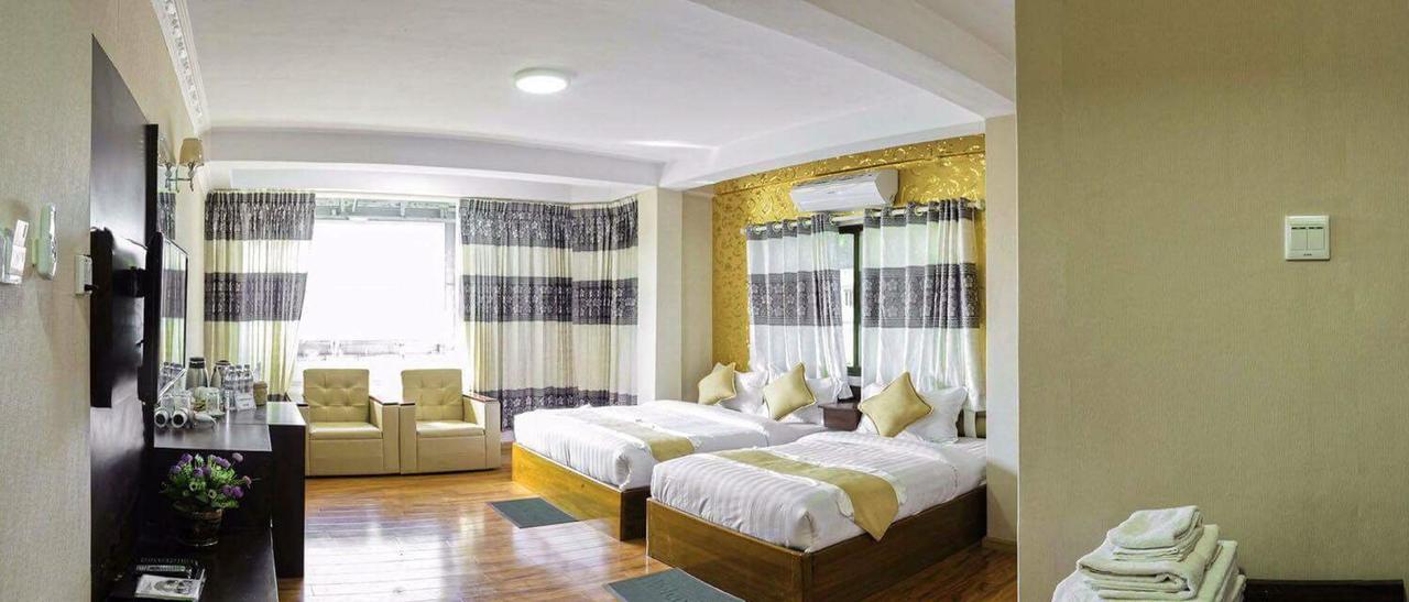 Thiha Bala Hotel Pyin Oo Lwin Luaran gambar