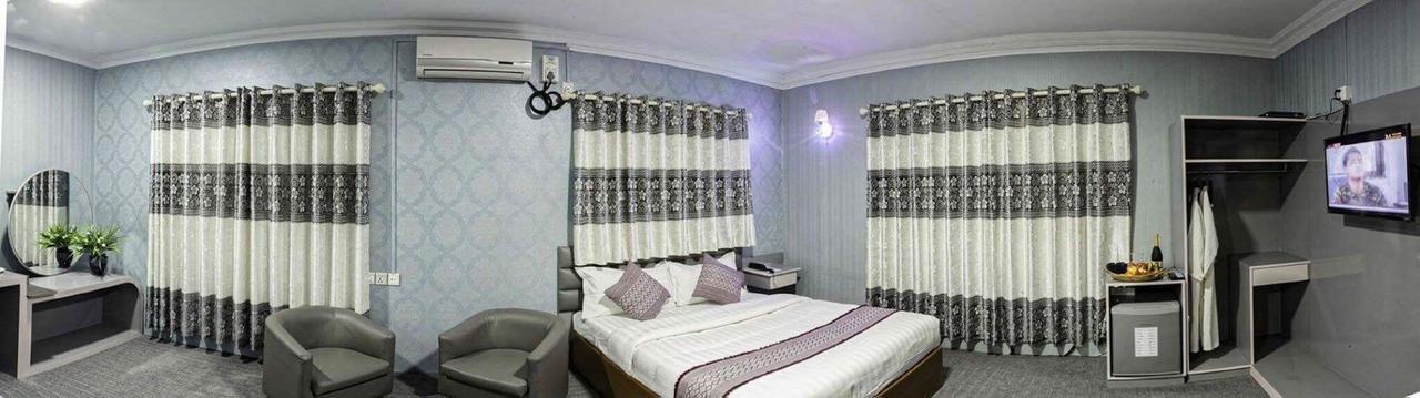 Thiha Bala Hotel Pyin Oo Lwin Luaran gambar